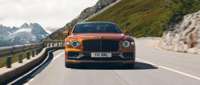 Bentley Flying Spur in Orange Flame by Mulliner colour featuring  Flying ‘B’ radiator mascot – bright  polished stainless and Matt black matrix grille.