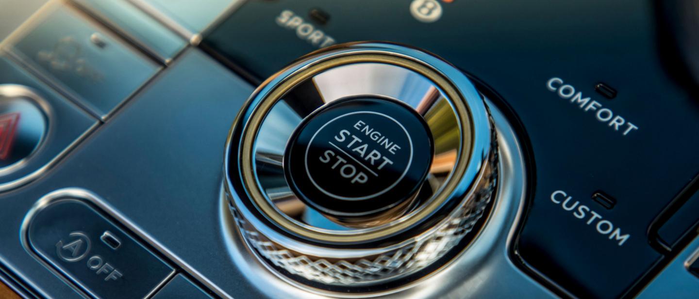 Ignition and driving mode selection in the new hybird Continental GT Speed