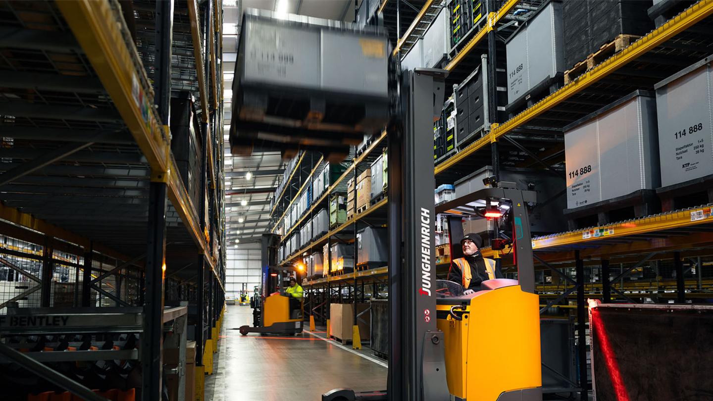 MHE - forklift v2 16x9.jpg