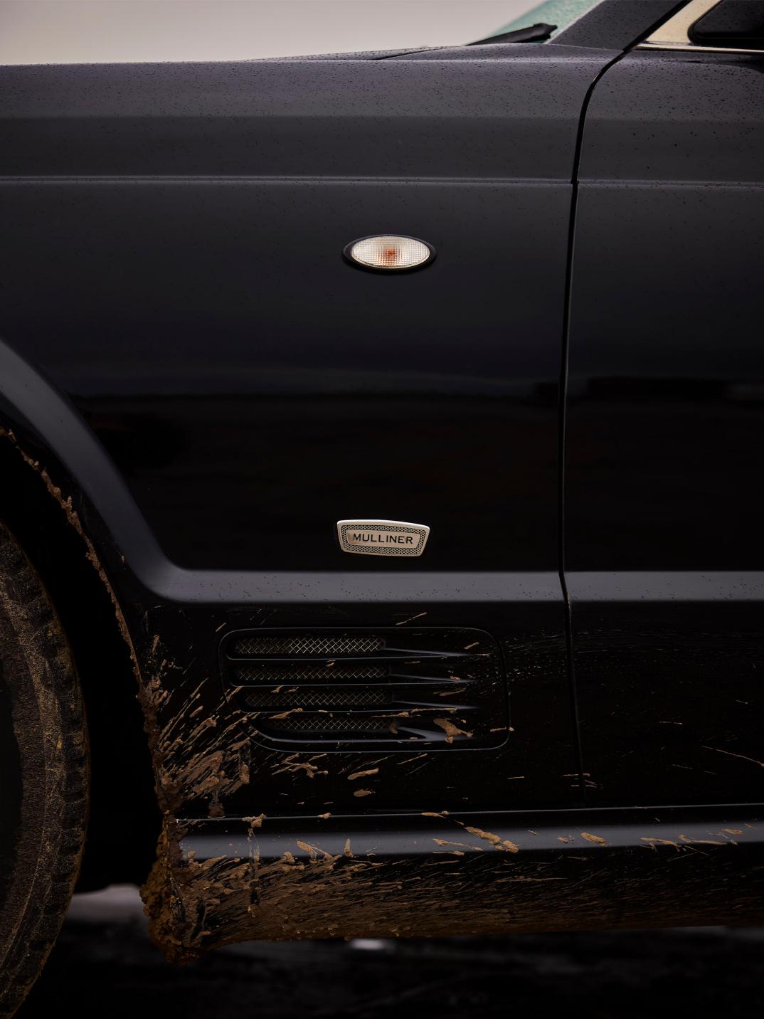 Mud splattered front side of Hubert de Pelet's Bentley Arnage T.