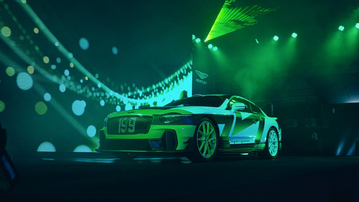 Bentley Supersports on stage.