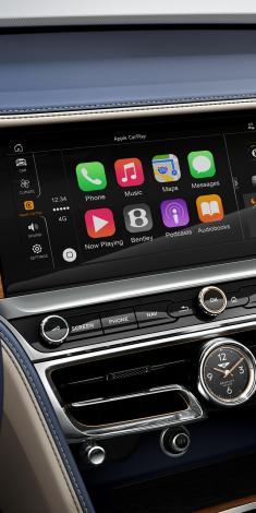 12.3 inch HD Multifunction infotainment touch screen of Bentley Flying Spur Azure V8.