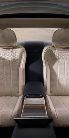 Interior view of Bentley Flying Spur Mulliner overlooking Rear Seat Entertainment screens