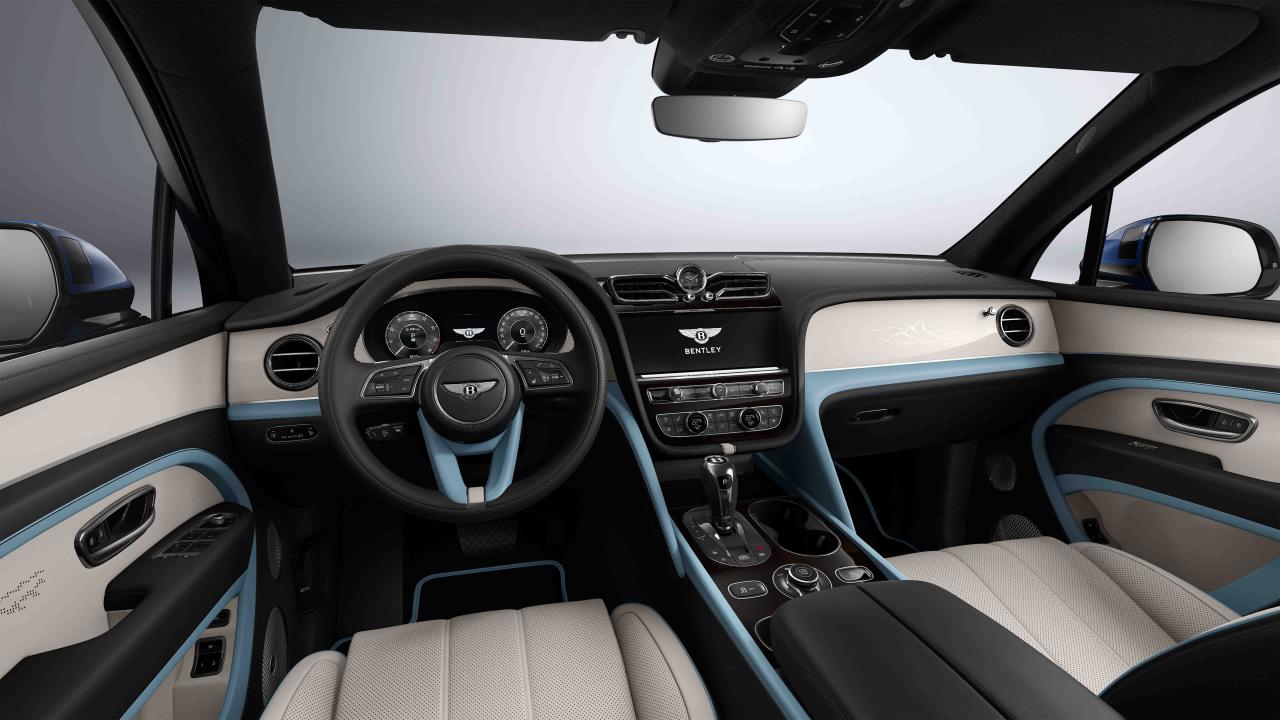 Bentayga Artenara Edition Interior 16x9 Hotspot res v2.jpg