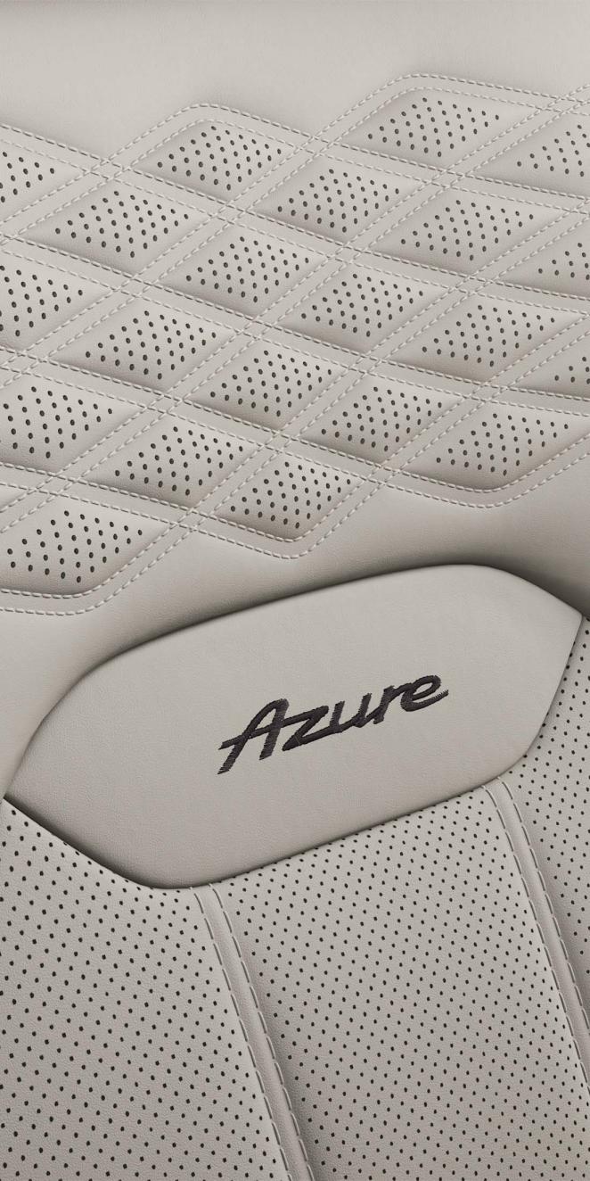 Close up of a seat of a Bentley Bentayga Azure with Linen main hide