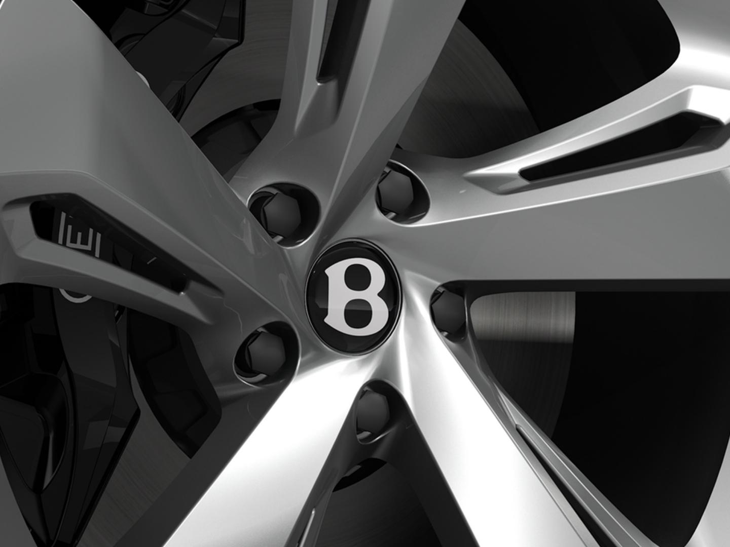 Close up texture of the 22" Five spoke painted and directional wheels available on a Bentley Bentayga