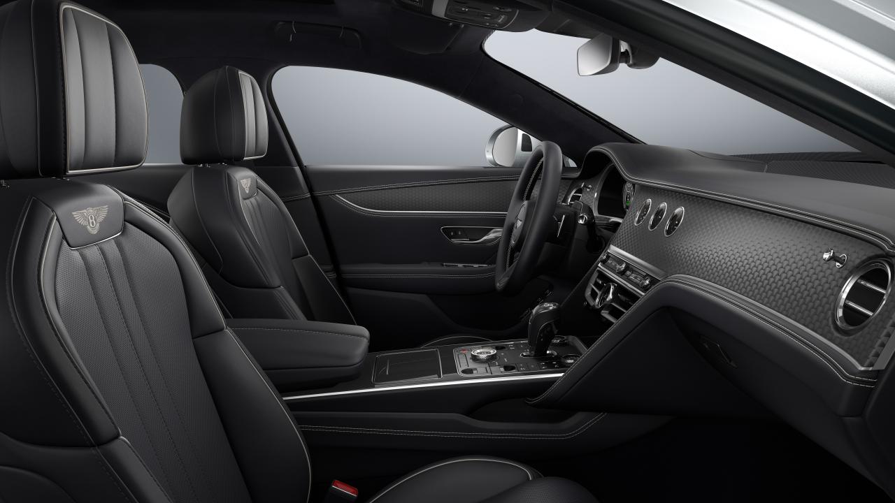 Flying spur core - global 16x9 interior Hotspot res.jpg
