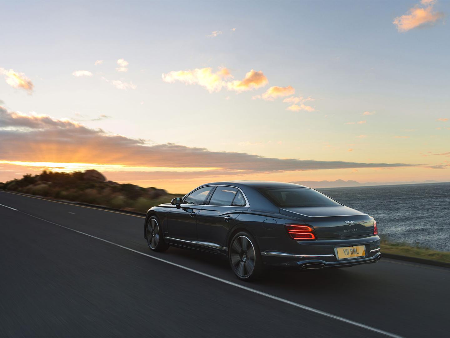 Flying spur azure range page global 4x3.jpg