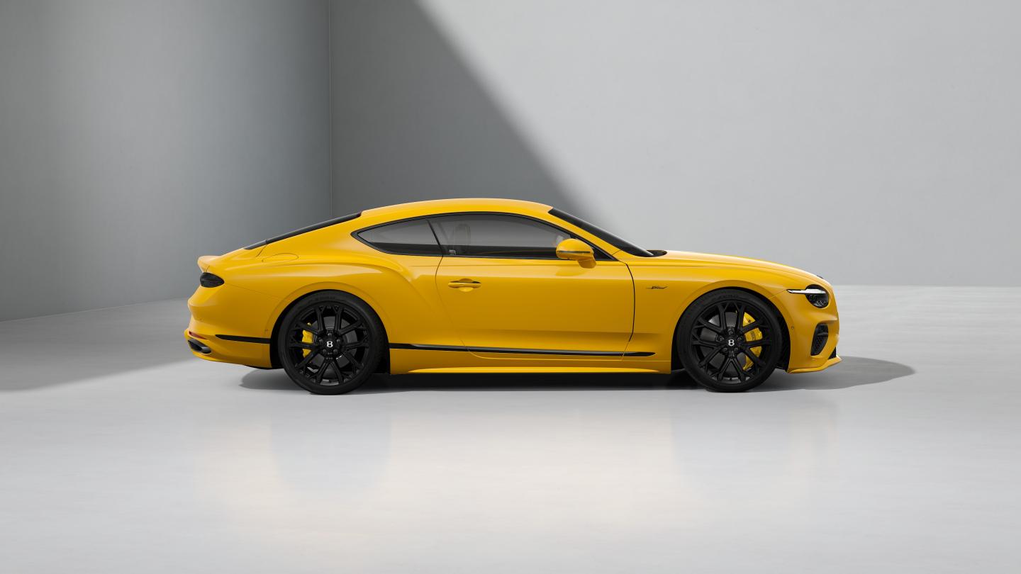 BY634_27_GT_Speed_AVP2D_A_7_000_Calvert_4K_v02 wide.jpg