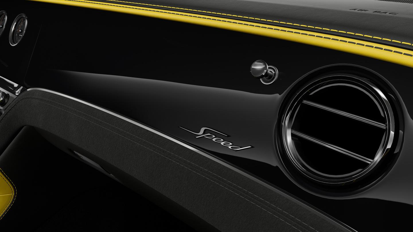 Close up of the Carbon Fibre veneer available in the new hybrid Bentley Continental GT Speed