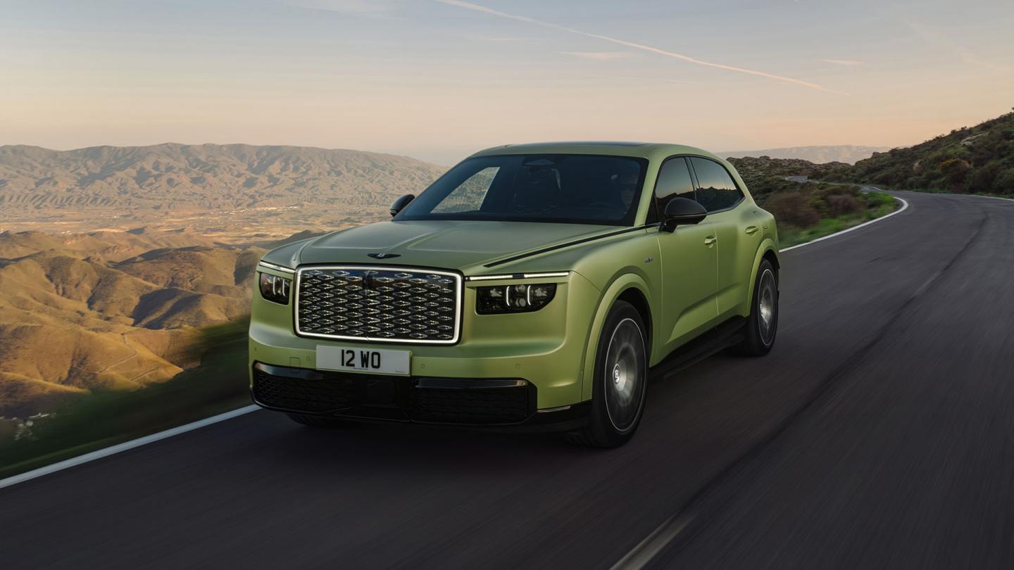 Front three-quarter driving shot of the Bentley Torcal S in Electrum Satin.