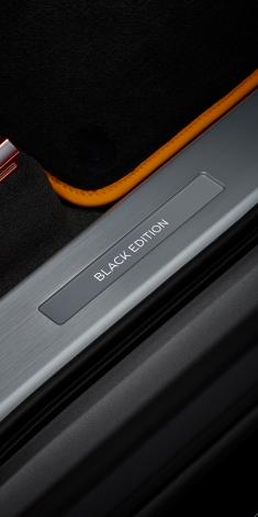 Close up Black Edition exclusive illuminated tread plate in door sill