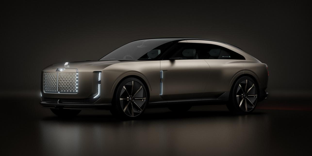 The new Bentley concept car, EXP 15 displayed in a CGI environment
