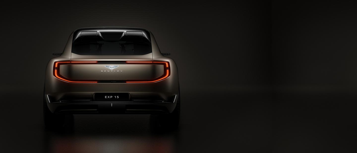 Rear profile of EXP 15 displaying the new Bentley wings and light bar tailights 