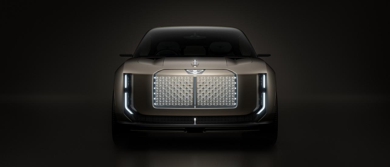 Front profile of the new Bentley EXP 15 Concept Car with the new Bentley wings and illuminated front grille