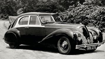 Mulliner Corniche 2.jpg