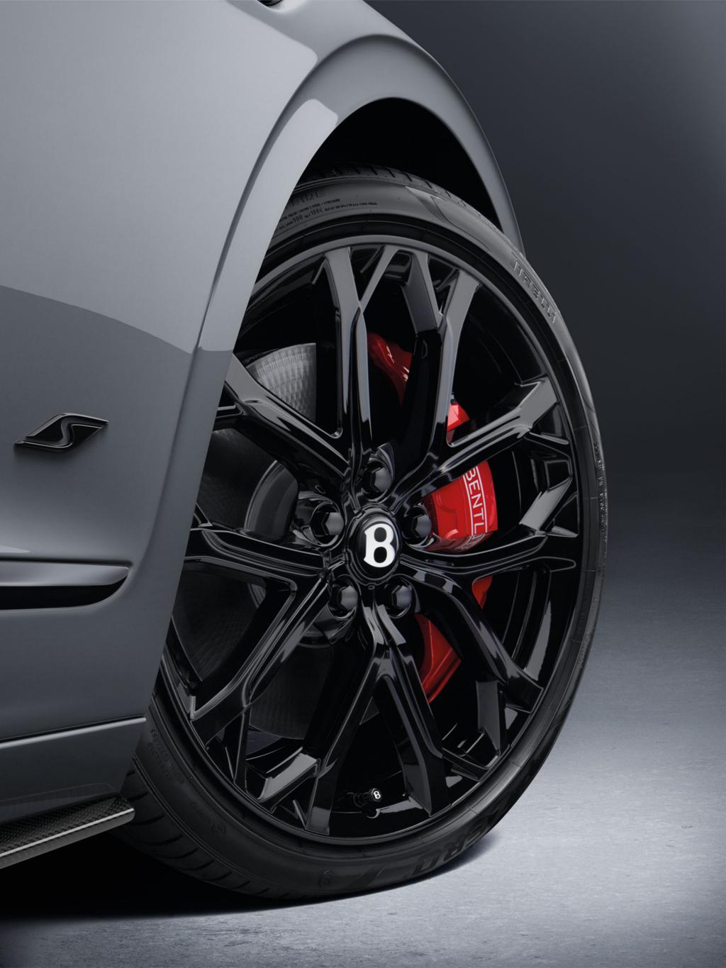 Red brake callipers and a self levelling Bentley badge
