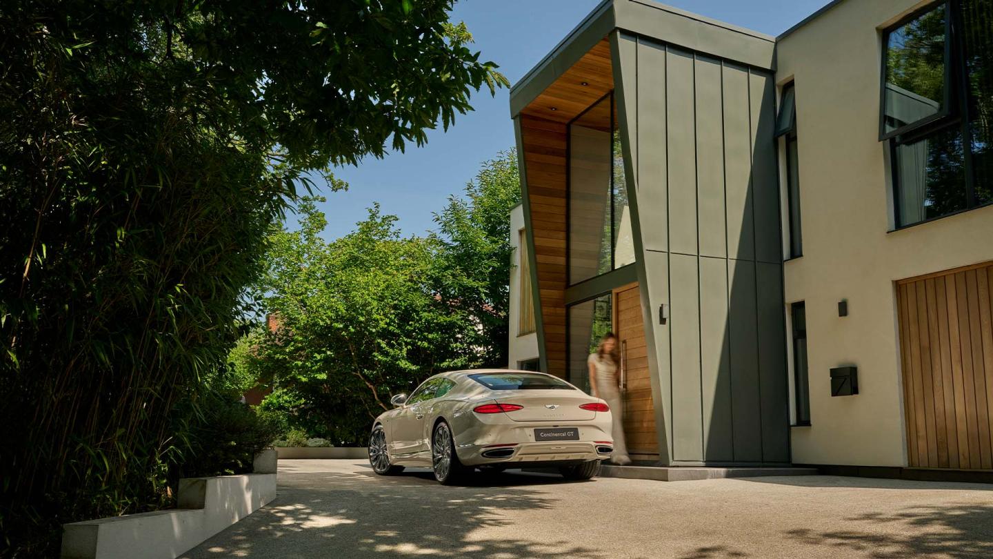 Light Whisper Gallery 2 16x9.jpg