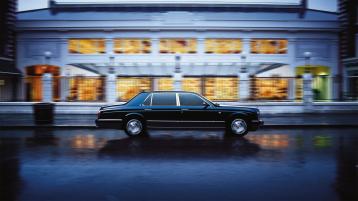 Classic Bentley Full Saloon Side Profile in motion