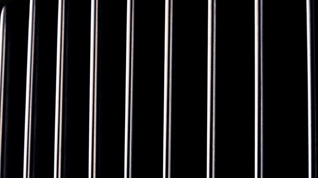 Vertical fluted Bright Polished Chrome grille.