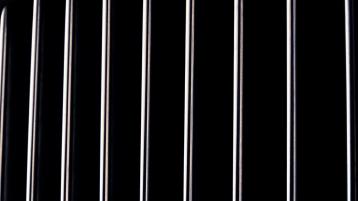 Vertical fluted Bright Polished Chrome grille.