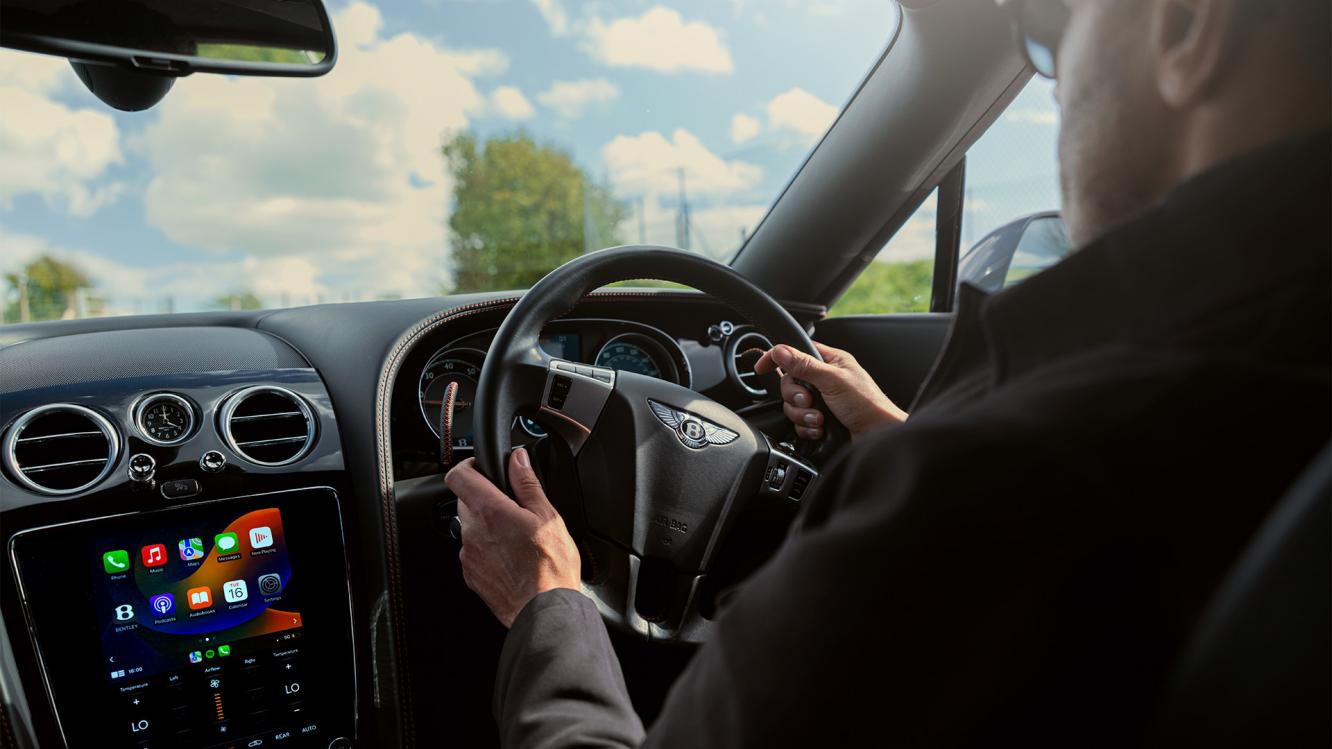 Apple carplay- 1.jpg