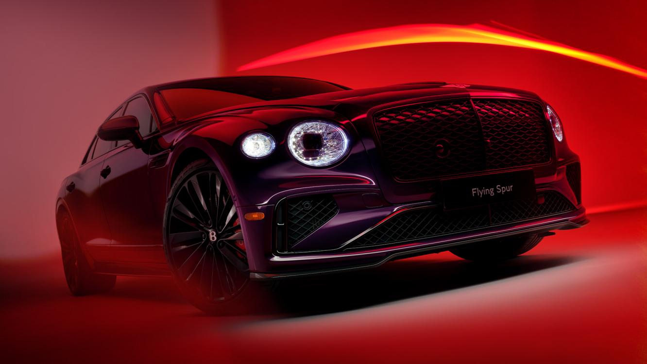 The new Flying Spur Speed featuring 22" directional wheels and Blackline Specification